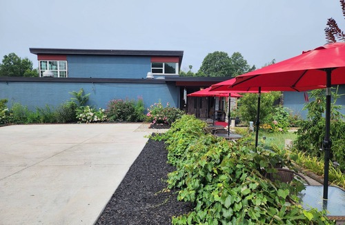 Niles House | The 3R Bed N Breakfast NORTHWEST SUITES