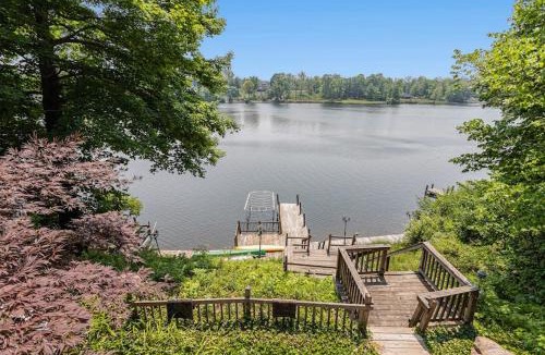Berrien Springs House | The Big Blue Lakehouse