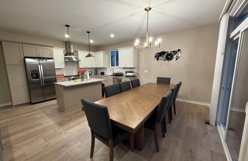 Kentwood House | The Crash Pad 3