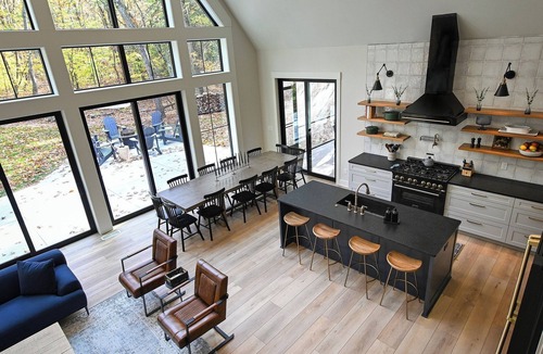 Saugatuck House | The Gambrel : Sauna : Hot Tub : Firepit : Game Room : Pets Welcome