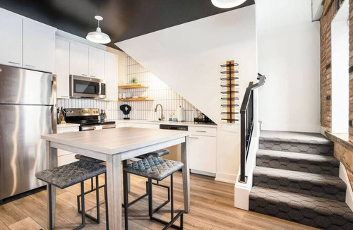 Holland Condo | The George and Evelyn on 8th, George 202