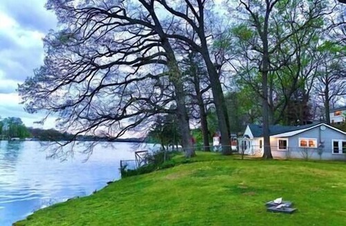 Mishawaka House | The Haven Hideaway - 5 Star R&R River Retreat