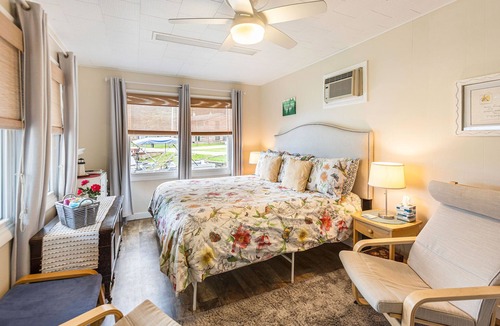 Cloverdale House | The Perfect Get Away - All Who Wander Are Not Lost!