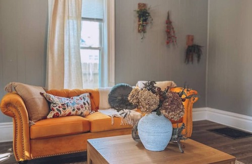 Dowagiac House | The Row House on 4th