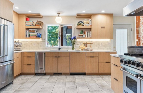 Three Oaks House | Three Oaks Stunner With Private Pool & Hot Tub!