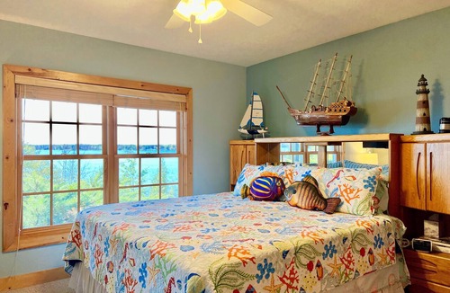 Central Lake Bed & Breakfast | Torch Lake Bed & Breakfast