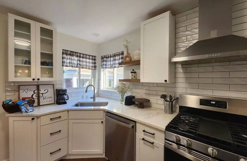 Dicken House | Touch Down Retreat by Michigan Stadium