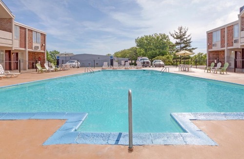 Jackson Hotel | Travelodge by Wyndham Jackson