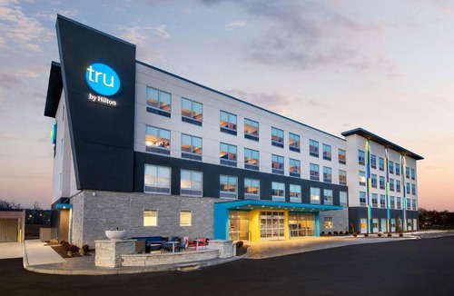 Sharonville Hotel | Tru By Hilton Sharonville, OH