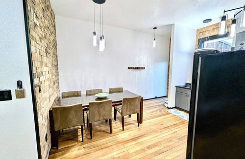 Lawrence Apartment | Unique upstairs Escape in Lawrence with space, comfort, wine, golf, and dining.