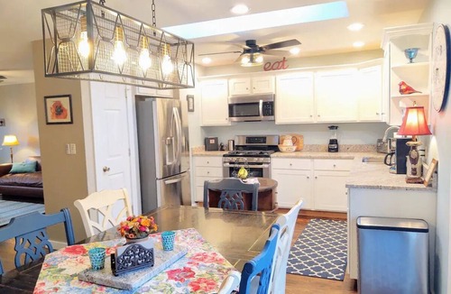 Harbert Cottage | Charming Dog-Friendly Cottage in Sawyer Near Lake Michigan Beaches & Wine Trail