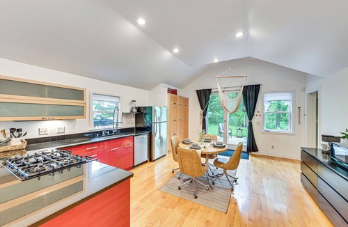 Cassopolis House | Walk to Kelsey Lake: Cassopolis Home w/Yard!