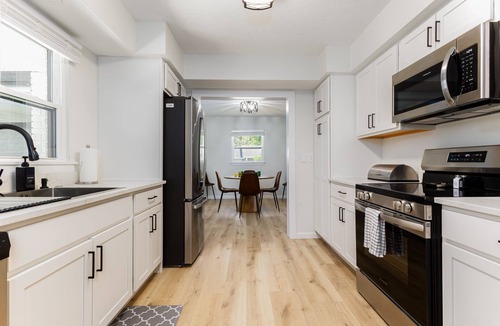 Northeast South Bend Apartment | Walk to ND Stadium Su