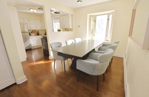 Harters Heights House | Walkable to Notre Dame! Cozy 2 bedroom home(426)