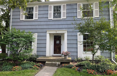 Ypsilanti House | We call it Urban Paradise- spacious home in Ypsilanti with lots of outdoor fun.