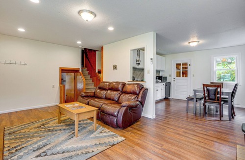North Webster House | Webster Lake Home w/Patio ~ 3 Mi to Town!