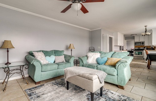 Belleville House | Welcome to your peaceful lakeside escape on beautiful Belleville Lake, Michigan.