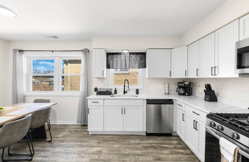 Westchester Apartment | Westchester Corporate Stay 5 Beds