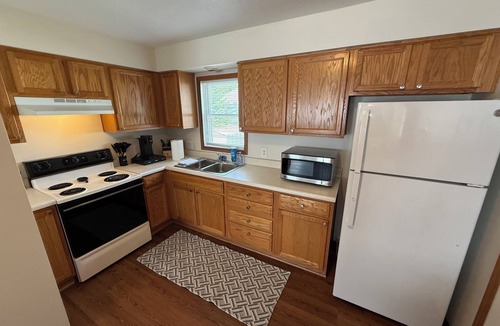 Marion Apartment | Whether you're visiting students, attending a campus event, in town for business, or simply exploring Marion—this accommodation provides a relaxing sanctuary after a busy day.