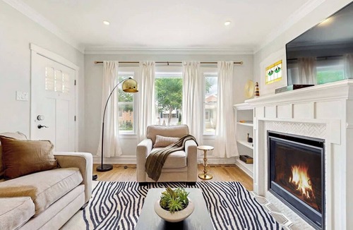 Forest Park House | Whispering Oaks Retreat!
