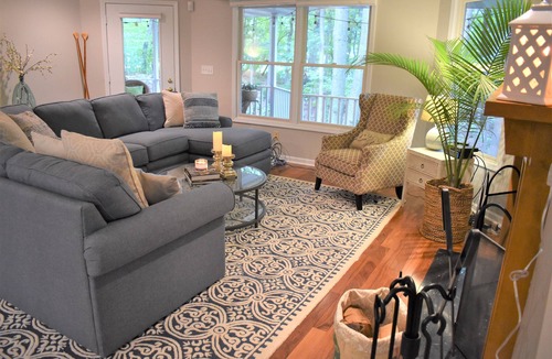 Stevensville House | Wrap around Beach Bunker