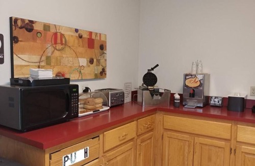 Charlotte Hotel | Your Ideal Base for Charlotte Frontier Days Near Bennett Park - 1.1 miles