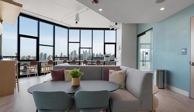 Avenir West Loop Penthouses with Iconic City Views