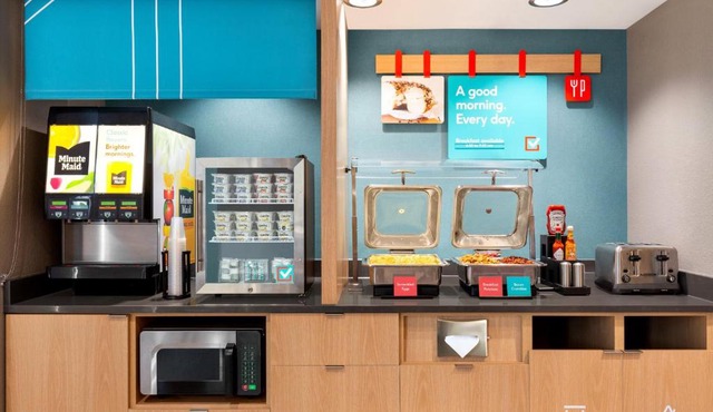 avid hotel Kalamazoo East by IHG