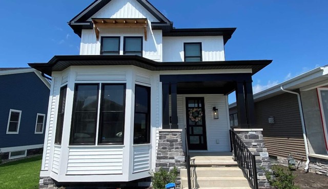 Brand New Family Friendly Gameday Home! Walk to ND