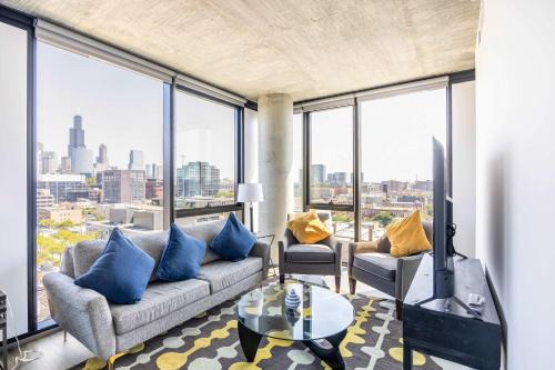 Bright & Modern 2BR Perfect City Escape