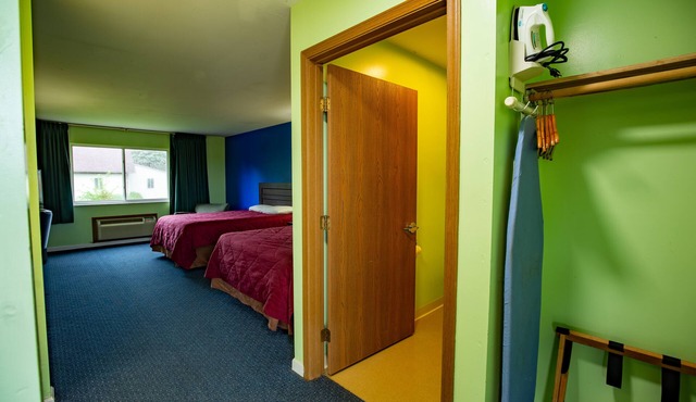 Budget Host Inn
