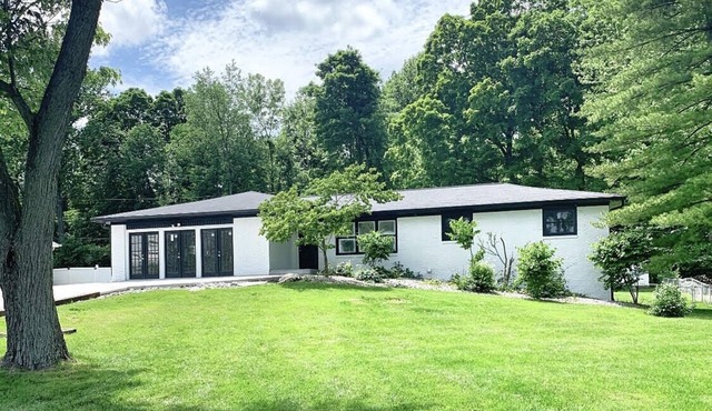 Carmel Lodge-Sleeps 25, By Grandpark, Indy<10mi