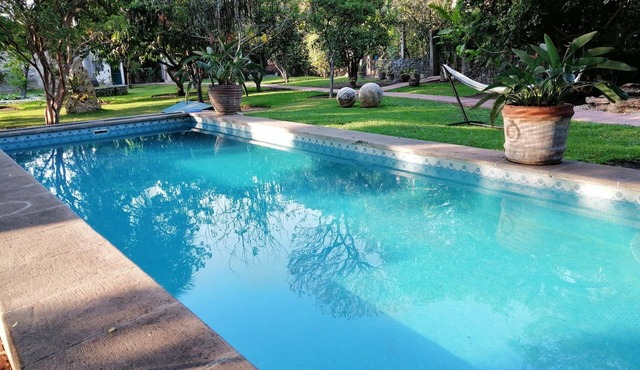 Casa Cactacea, Alberca, Garden, Fogata, Camino a Ticuman. 10 people in Yautepec