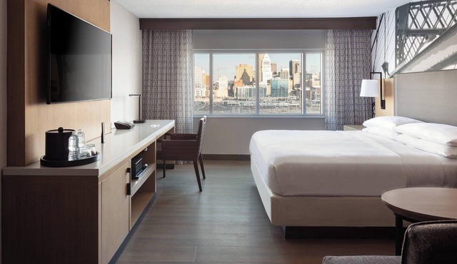 Cincinnati Marriott at RiverCenter in Covington