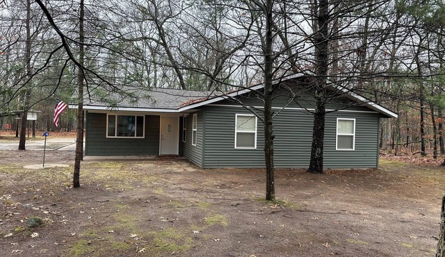 Cozy 3 Bedroom Cabin Chain of Lakes Area WIFI Free Cancellation