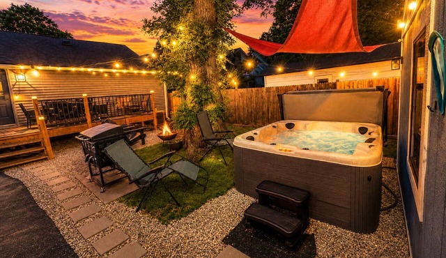 Craftsmen Home w/Hot Tub & Private Yard