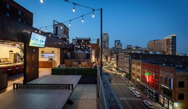 Downtown Indy Double Unit Penthouse Near ICC