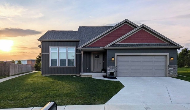 Executive 3-bedroom house - New Construction - One year old. Great Layout,