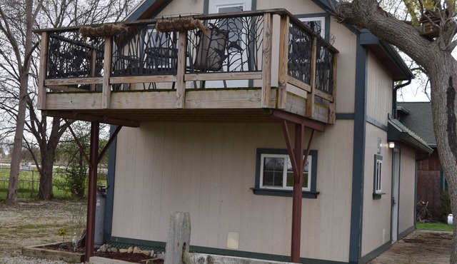Fisherman, Birders and Family retreat! Sleeps 4 , pets welcome