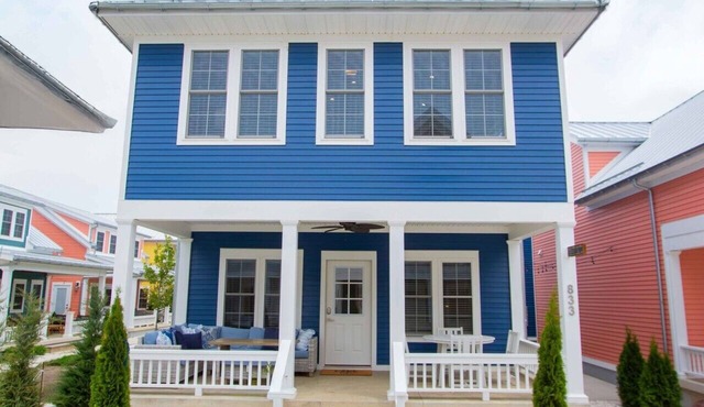 Flyer Cove: 4 Bed/3 Bath Cozy Lakeside Cottage!