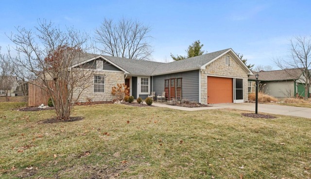 Game Day Haven! Family 3BR Near Grand Park- Pet Friendly!