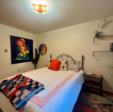Harbor Country Hostel