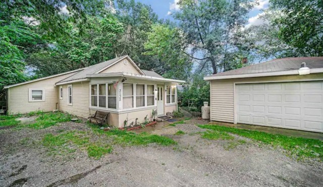 HardRock Hideaway - 5br, Cozy, Steps from Casino!