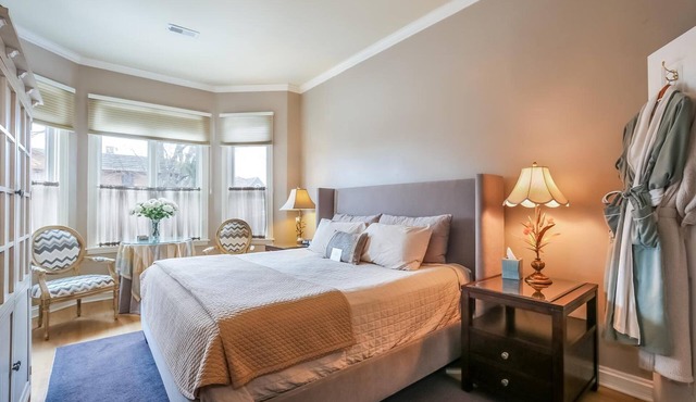 Harvey House Bed & Breakfast