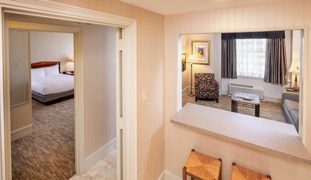 Hilton Cincinnati Netherland Plaza