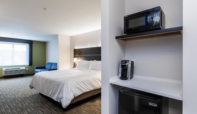 Holiday Inn Express & Suites- South Bend Casino by IHG