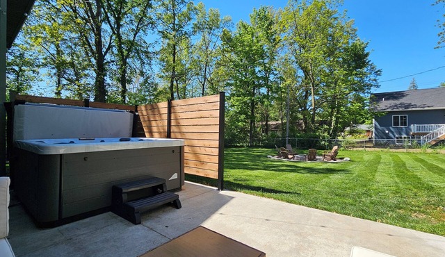 Holland Hydrotherapy Spa & Fire Pit Retreat