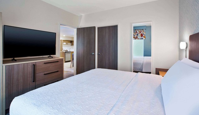 Home2 Suites By Hilton Grand Rapids Northeast