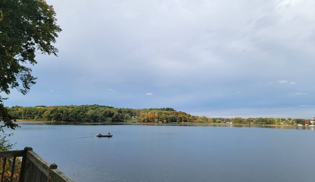 Honeywood- Sleeps 7-Waterfront Summer Escape | Private Dock & Swimming
