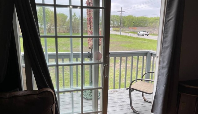 House to rent/rest. 25 min away from chicago!